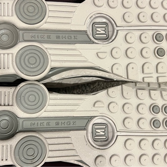 Nike Shox R4 - Picture 6 of 6